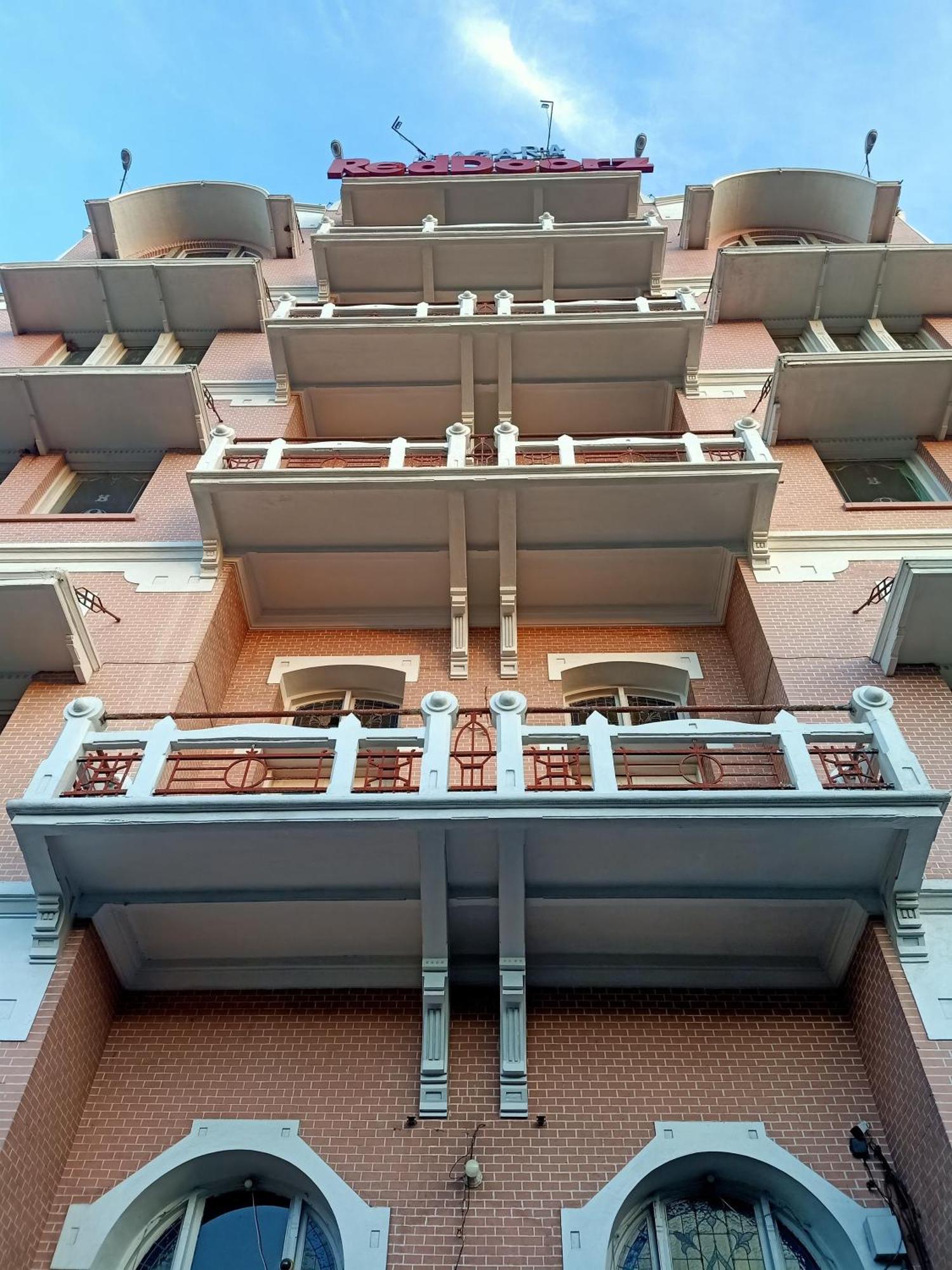 Hotel Niagara Лаванг Экстерьер фото